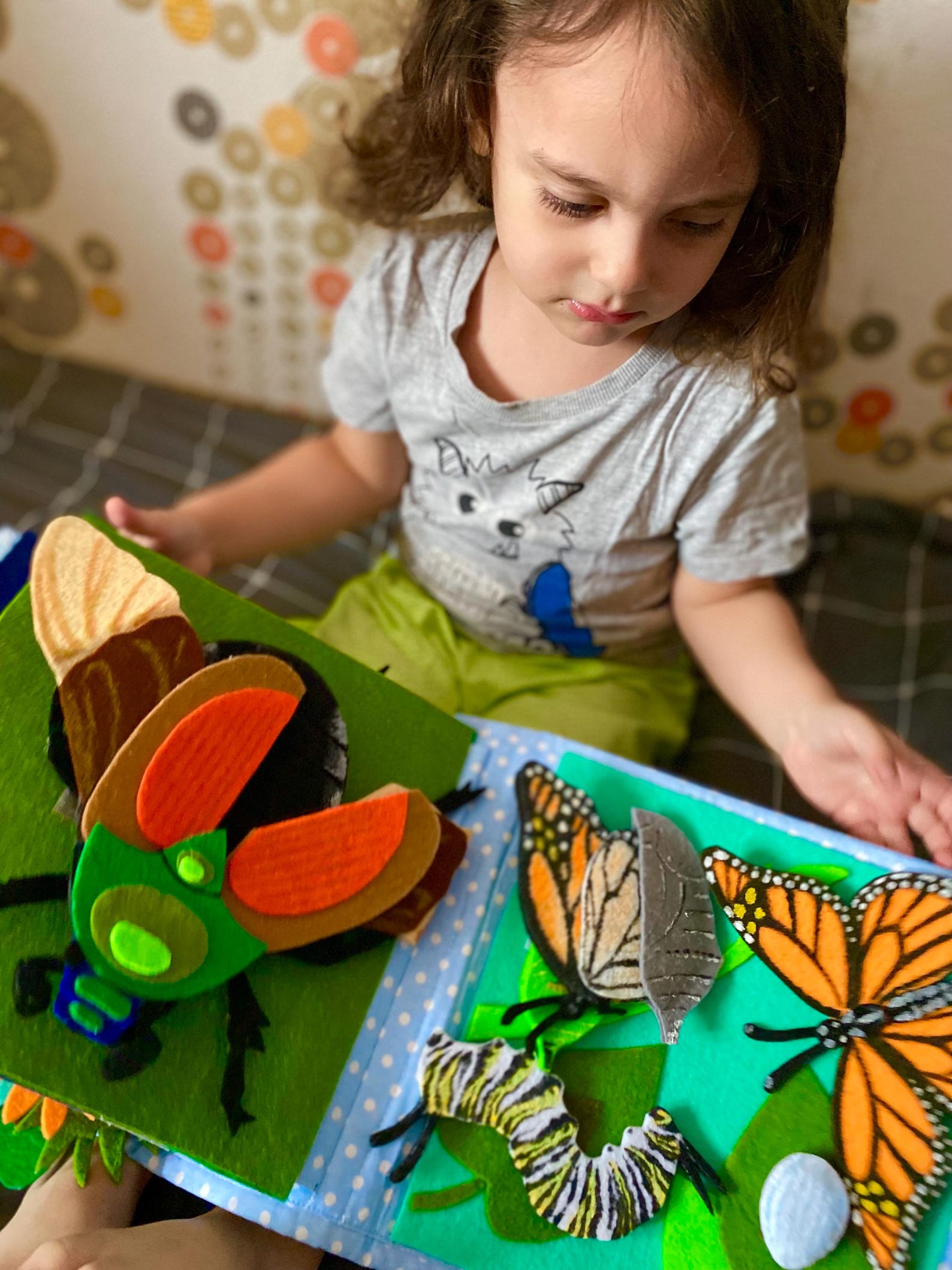 il_1588xN.7150178001_dti9.jpg Personalized Insects Quiet Book, Reptile Busy Book, Montessori Felt Book, Toddler Travel Activity Toy, Gift for Kids Age 3-7 - Image 1